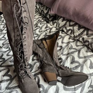 Tall suede boots-wide calf